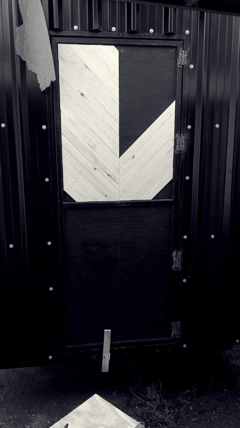 A custom made, mobile catering trailer for street food traders, private even caterers, and food markets stall holders. Made in th UK with an artistic, eye catching, industrial style look. Contact for your custom made trailer.