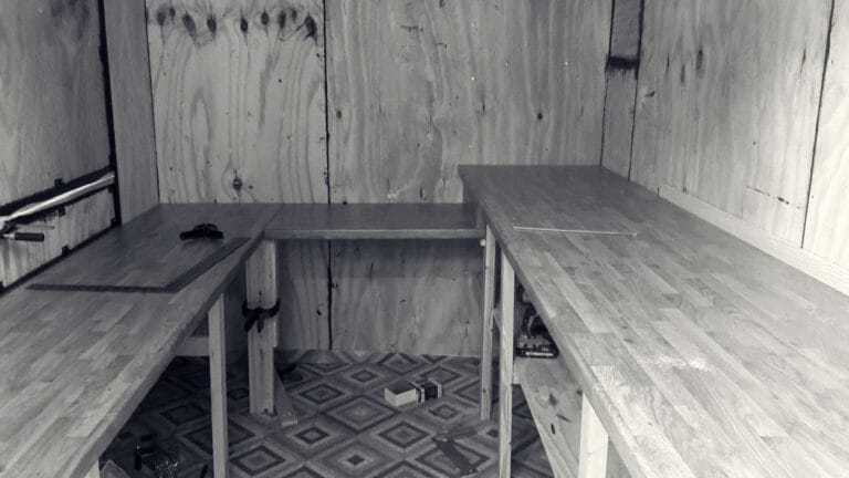 A custom made, mobile catering trailer for street food traders, private even caterers, and food markets stall holders. Made in th UK with an artistic, eye catching, industrial style look. Contact for your custom made trailer.